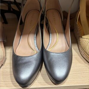 Metallic Silver Heel Pumps with Rounded Toe